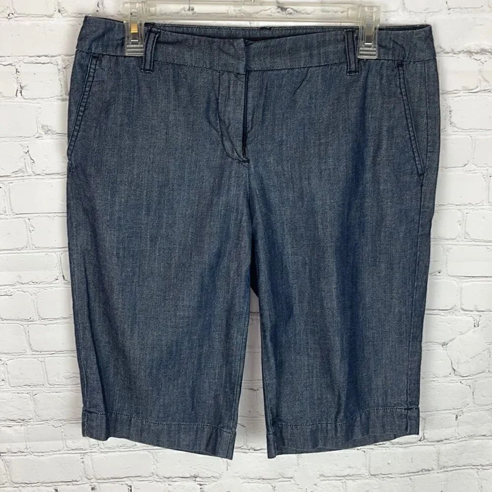 New York & Company Bermuda Shorts Size 8